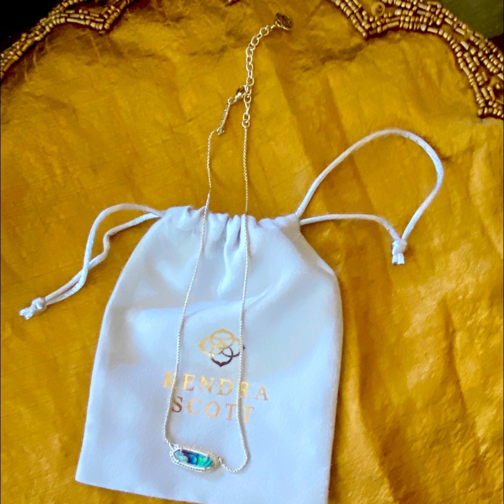Gorgeous Kendra Scott Necklace